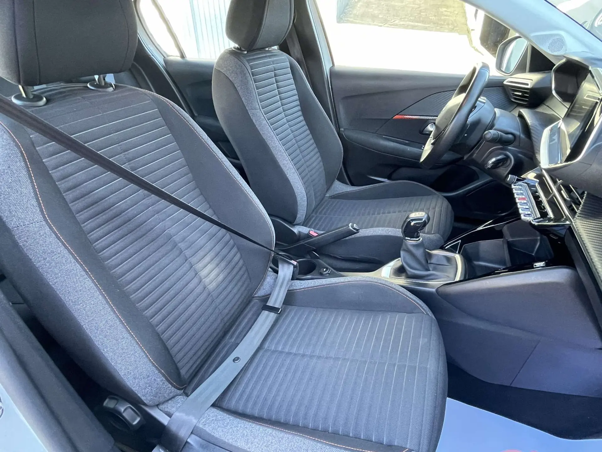 Peugeot 208 1.2 PureTech Active Pack 17