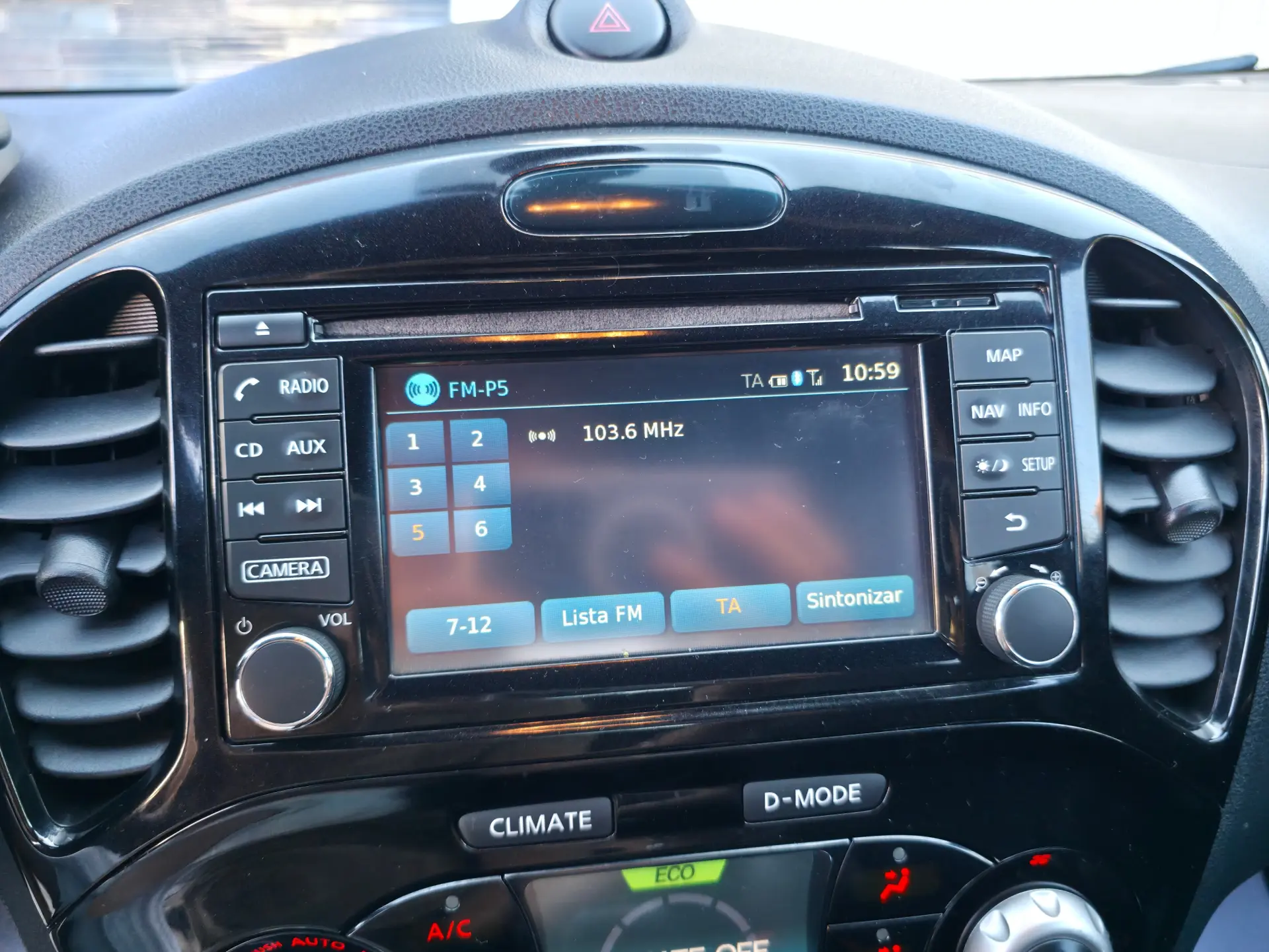 Nissan Juke 1.2 DIG-T N-Connecta 20