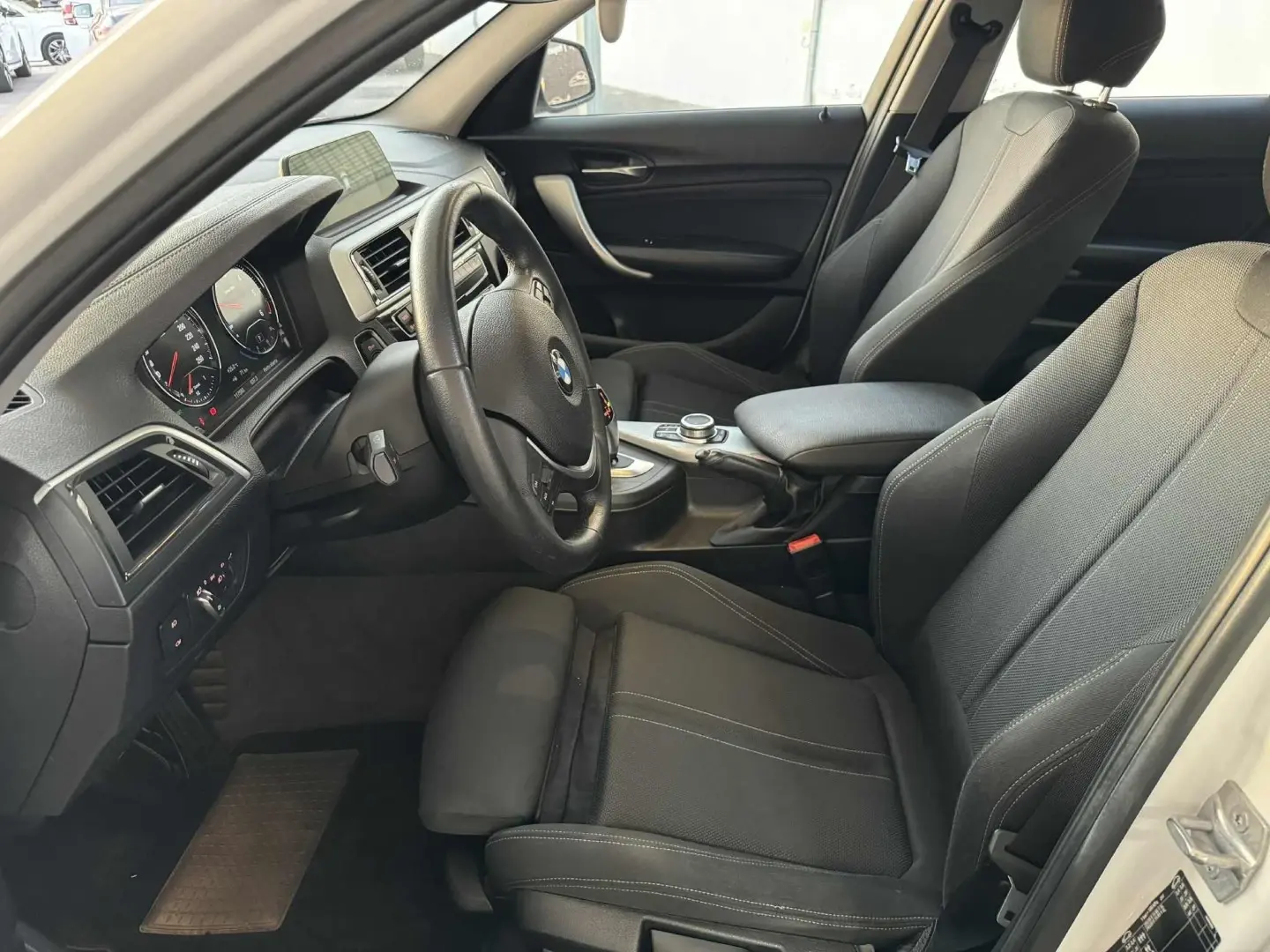 BMW 116 d Line Sport Auto 8