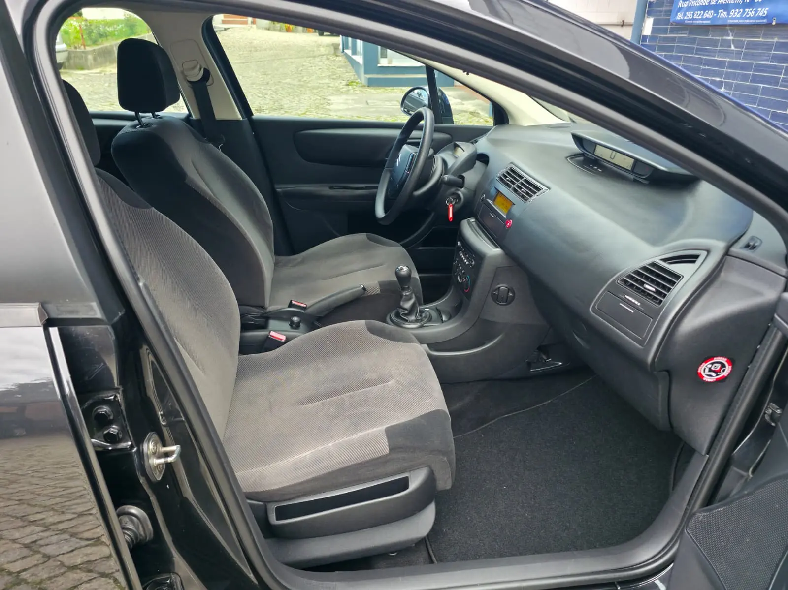 Citroën C4 1.4 16V SX 10