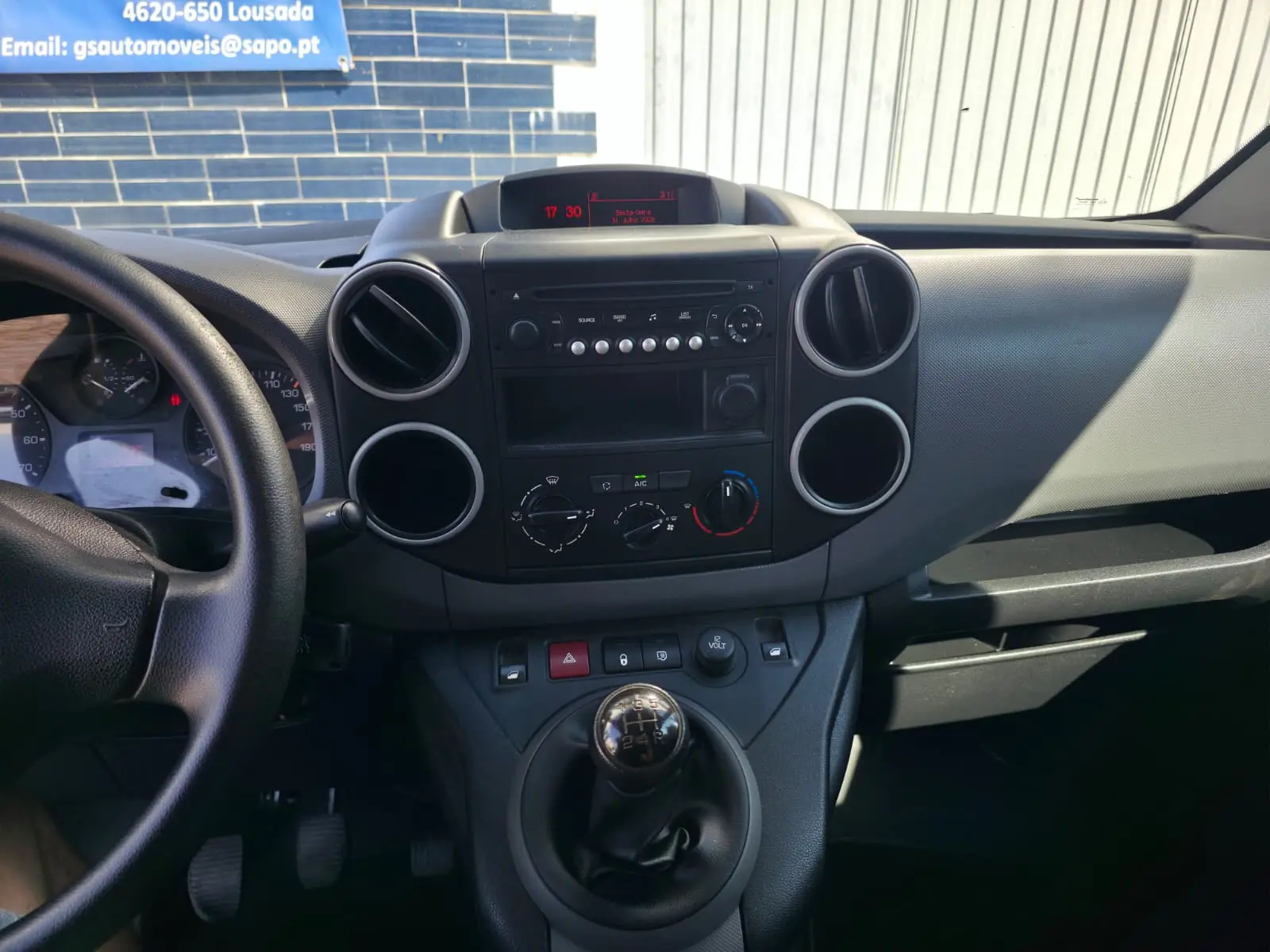 Peugeot Partner 1.6 BlueHDi Confort 12