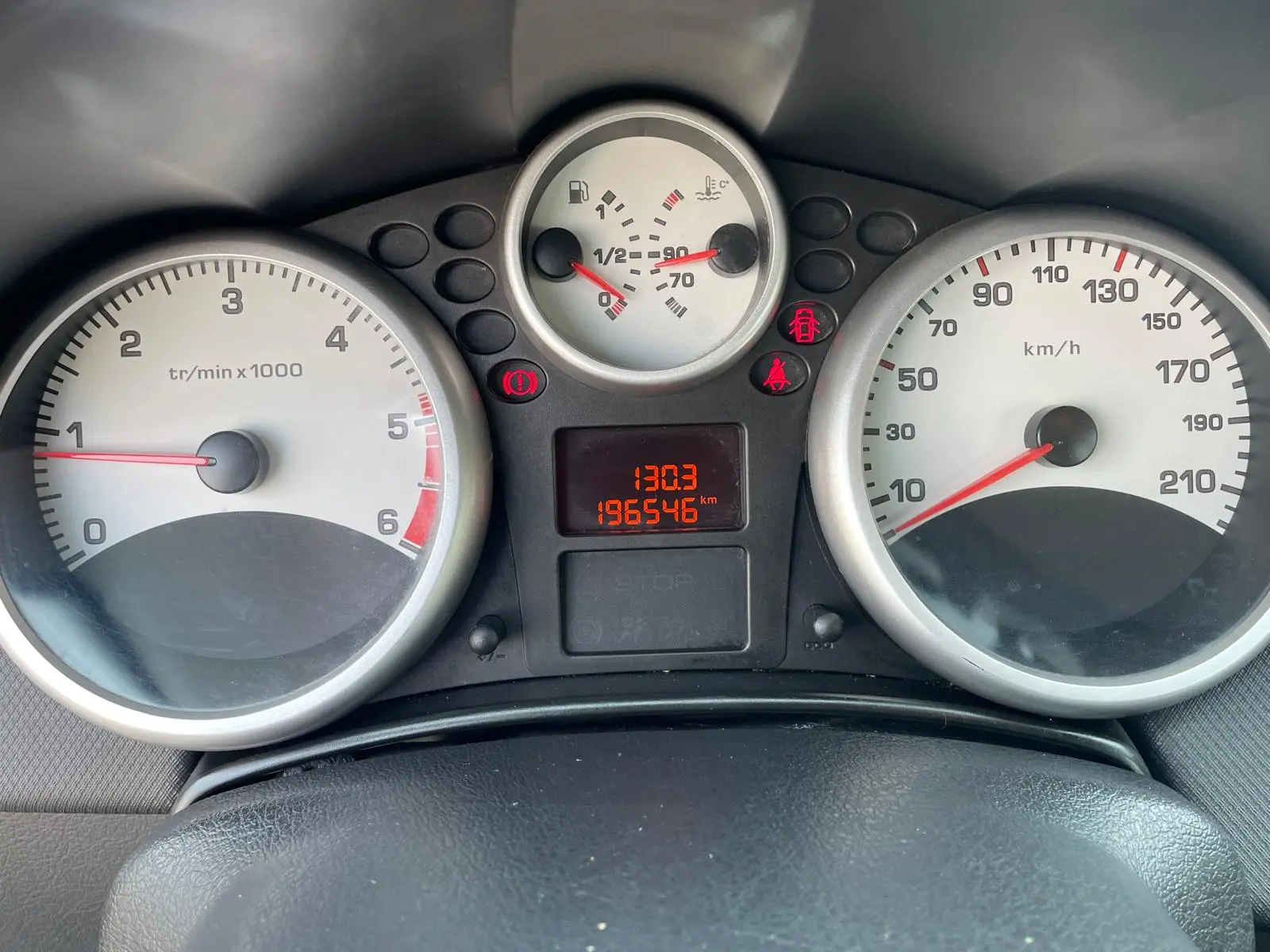 Peugeot 207 1.4 HDi Active 19