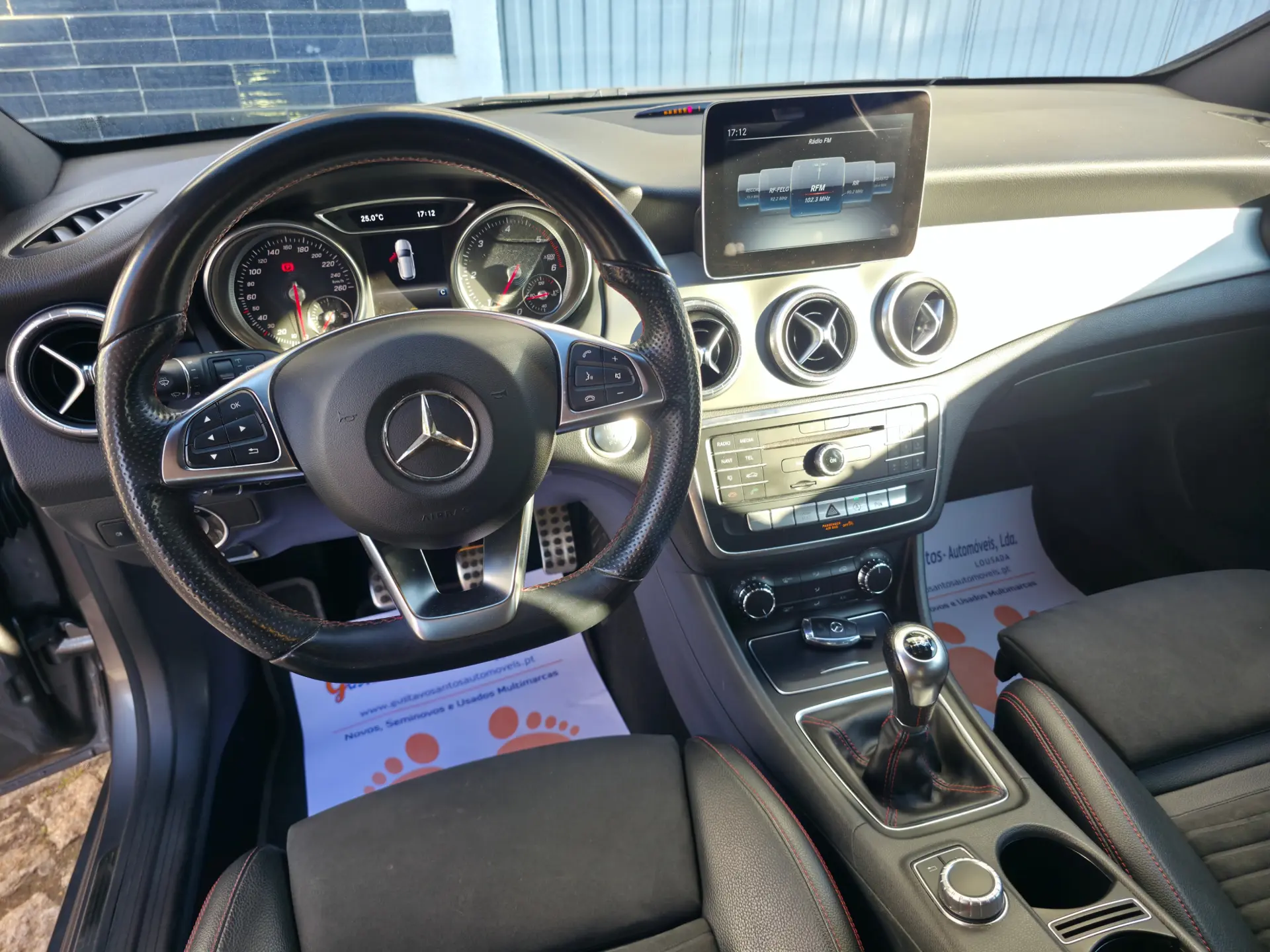 Mercedes-Benz CLA 200 AMG Line 15
