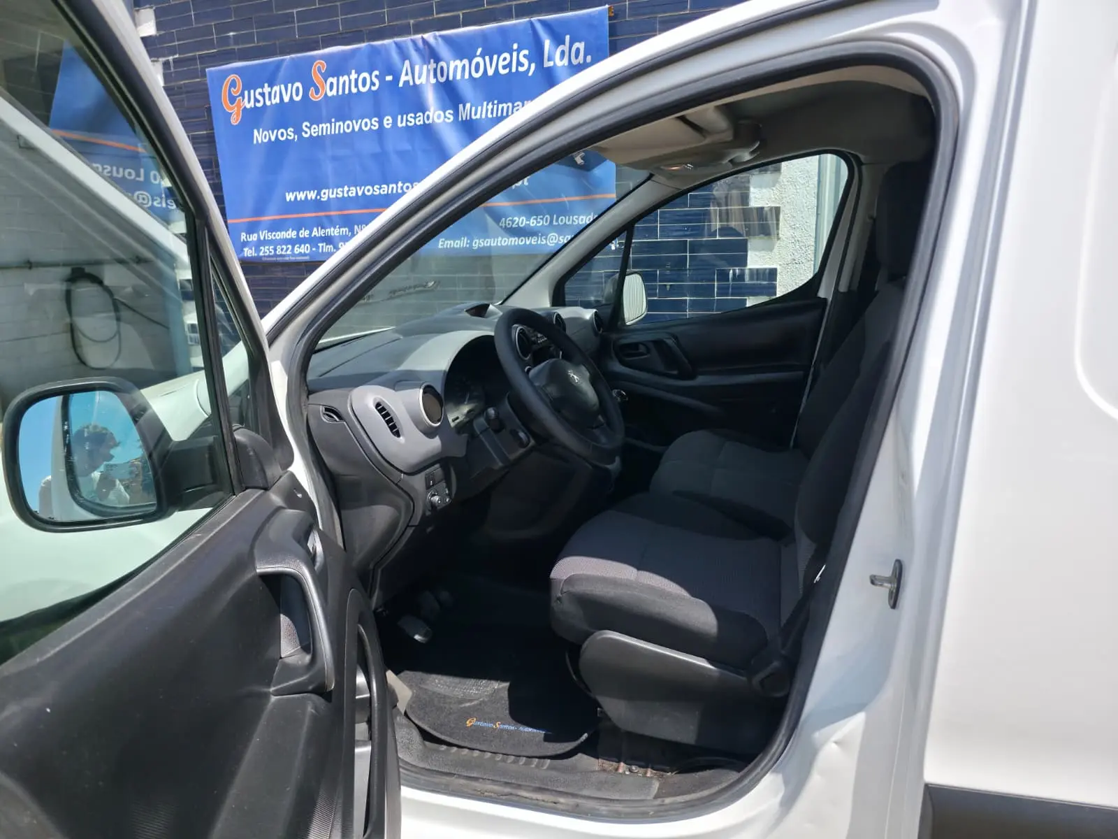Peugeot Partner 1.6 HDI 3 Lugares 8