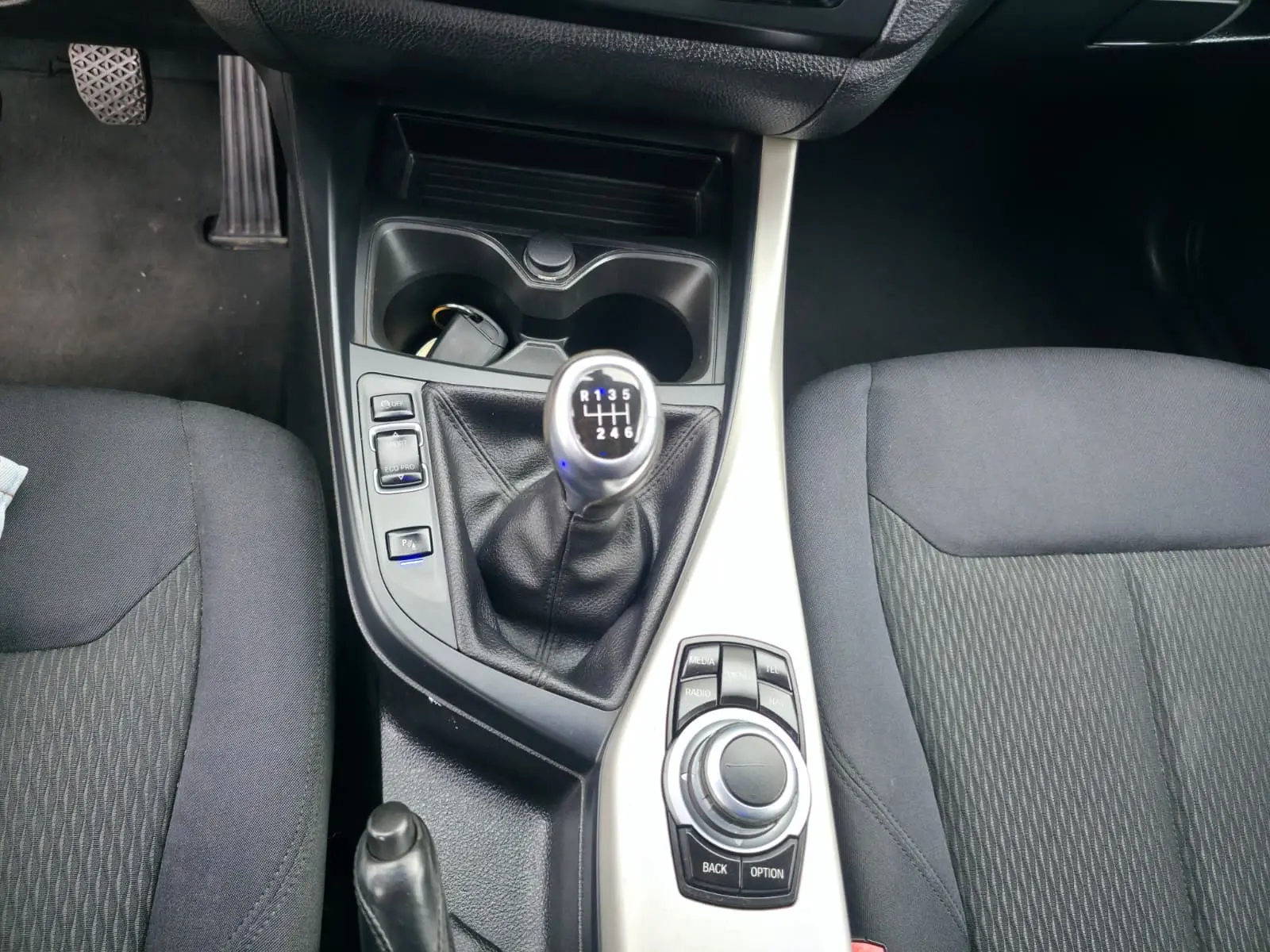 BMW 116 d EfficientDynamics 11