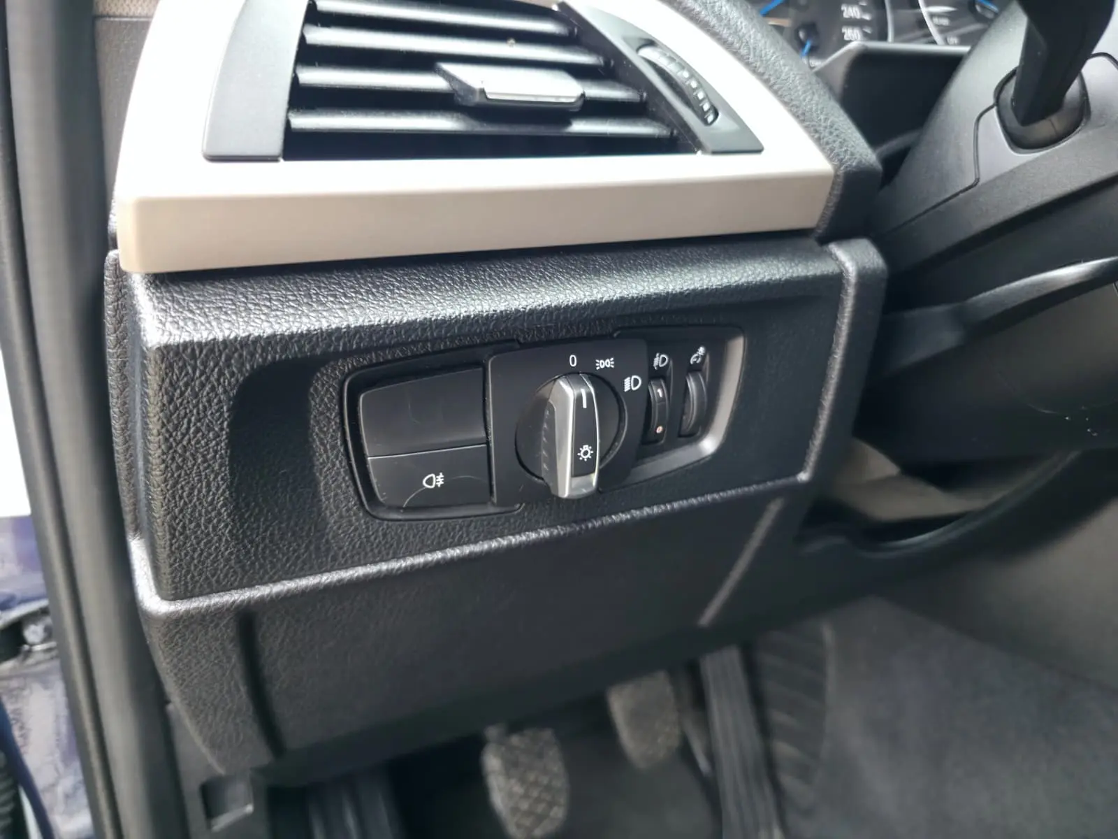 BMW 116 d EfficientDynamics 12