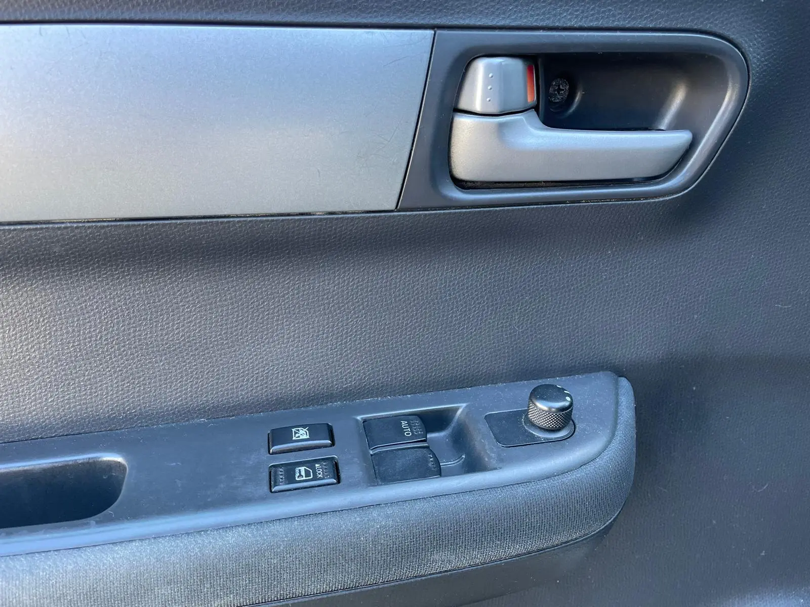 Suzuki Swift 1.3 16V GLX 18