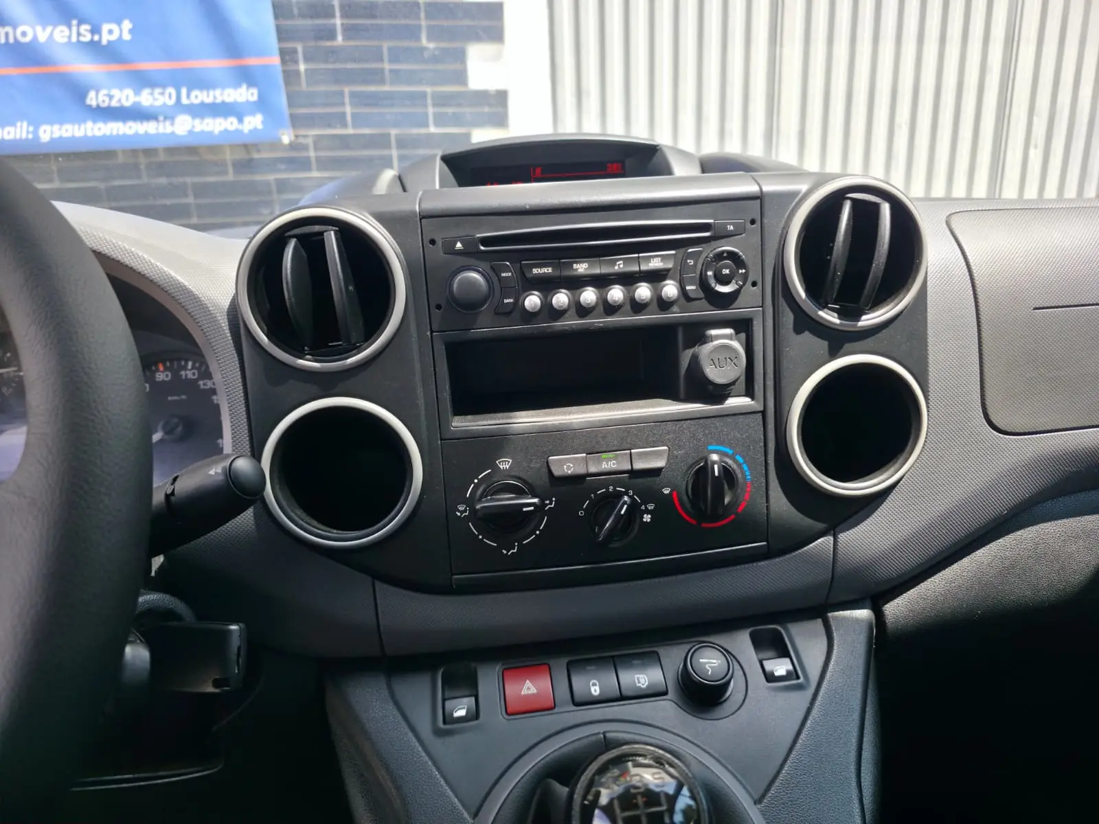Peugeot Partner 1.6 HDI 3 Lugares 10
