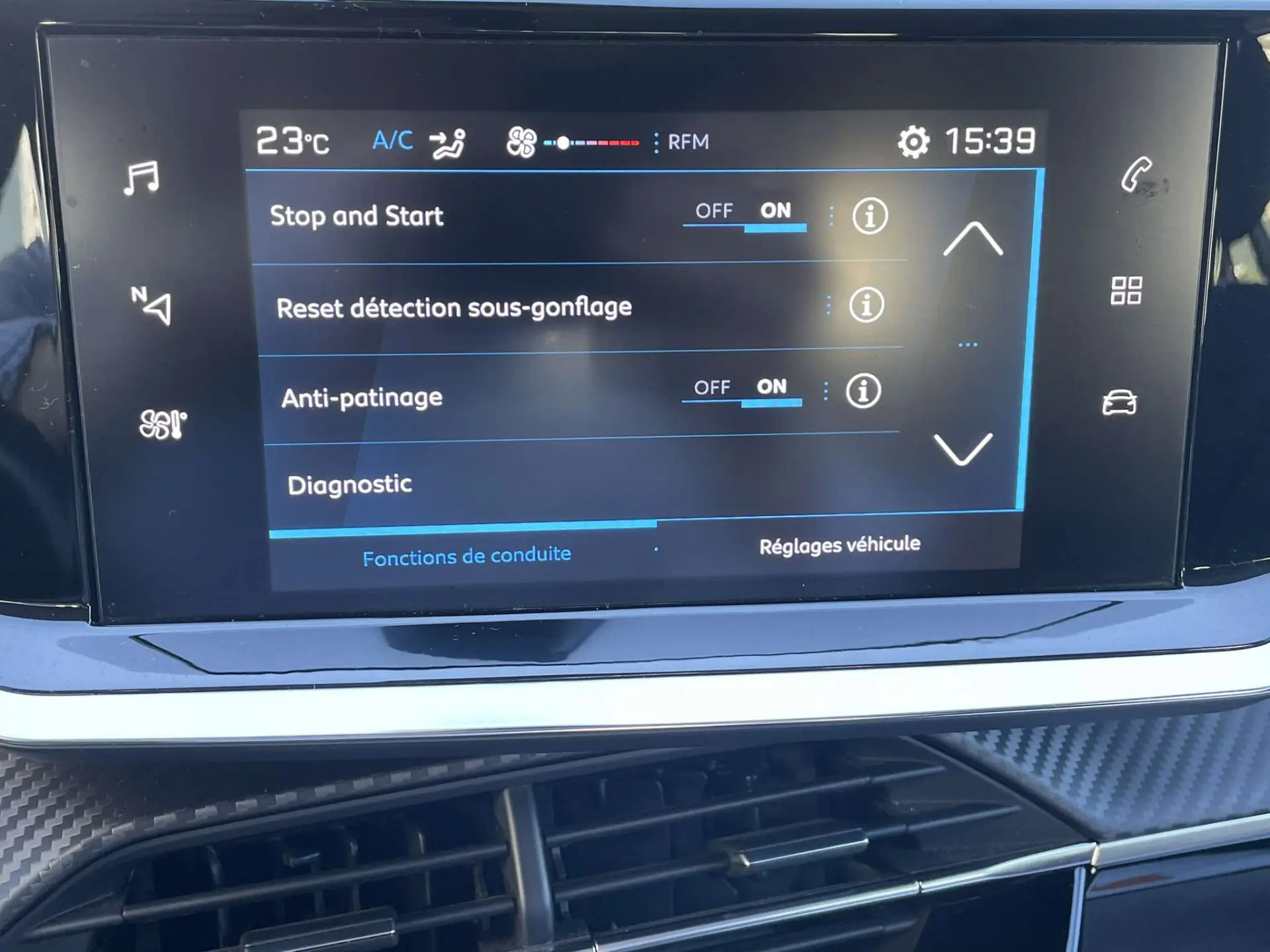 Peugeot 208 1.2 PureTech Active Pack 13