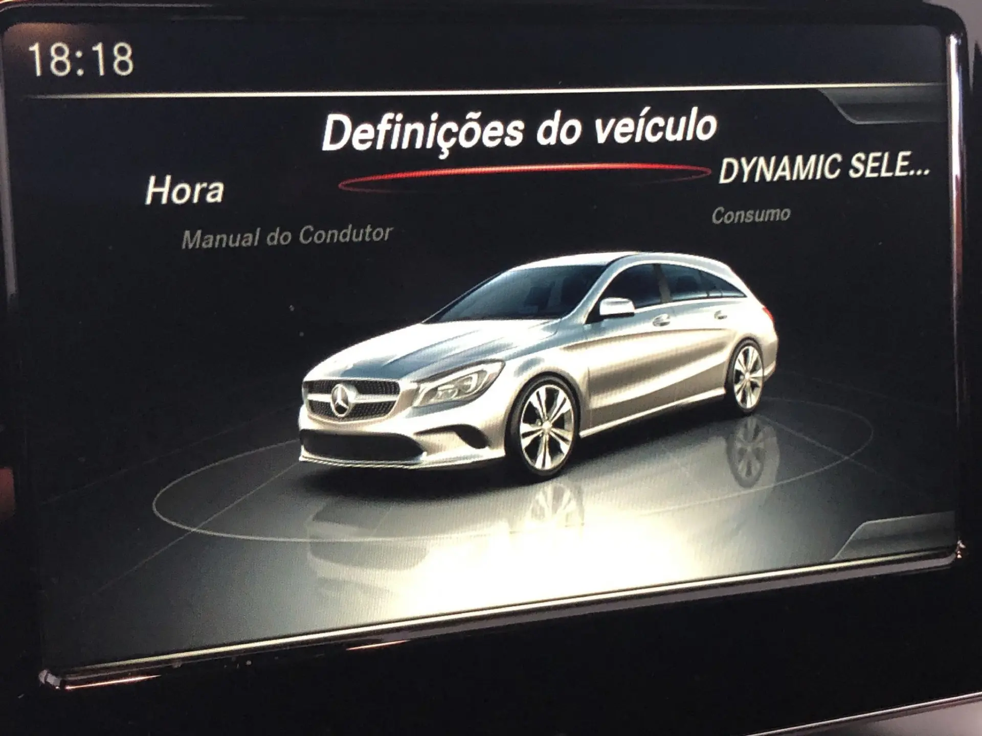 Mercedes-Benz CLA 180 d Shooting Brake AMG Line 10