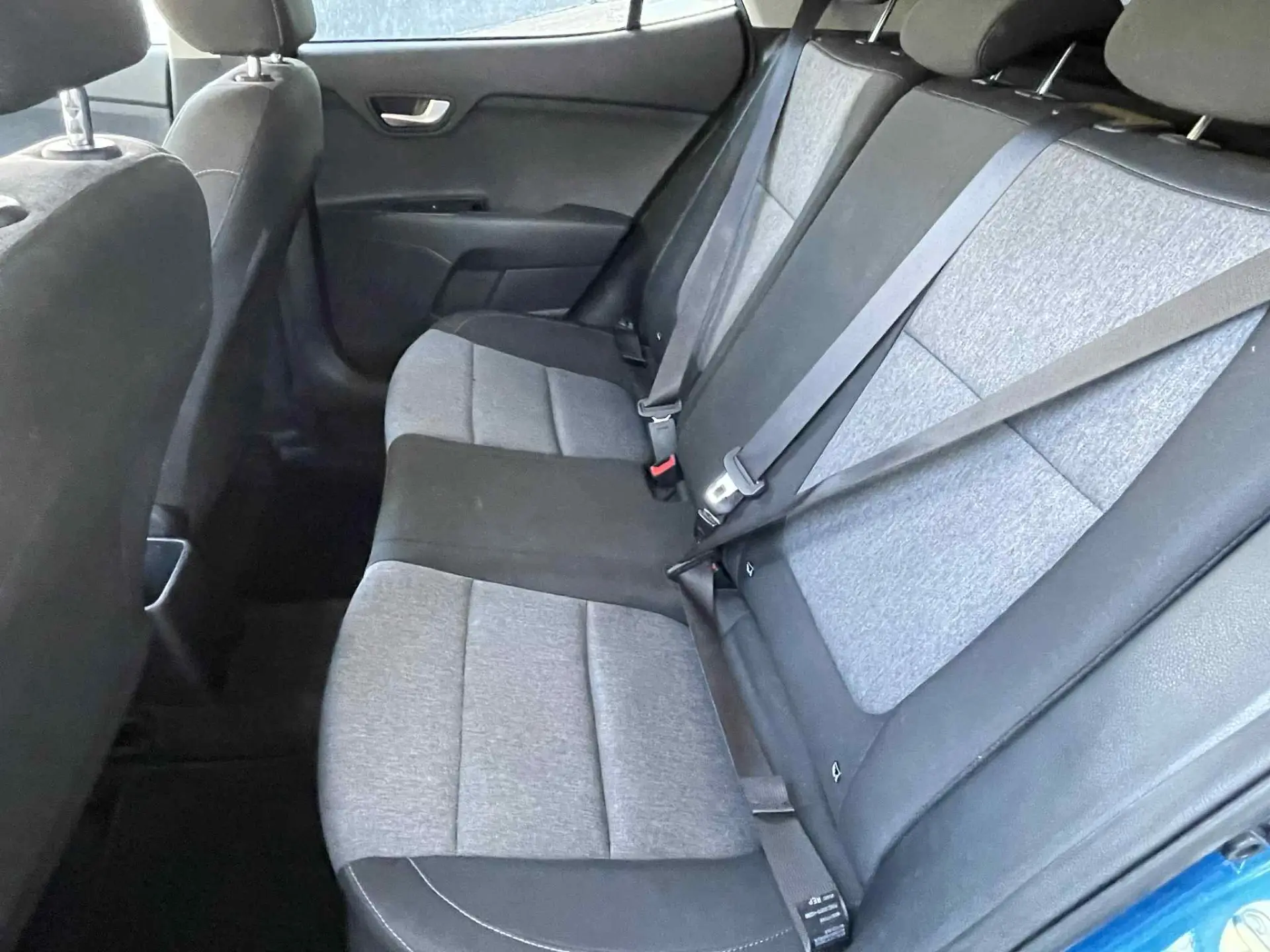 Kia Stonic 1.2 Dynamic 16