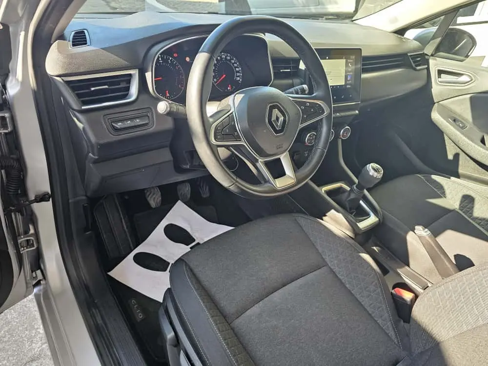 Renault Clio 1.0 TCe Intens 9