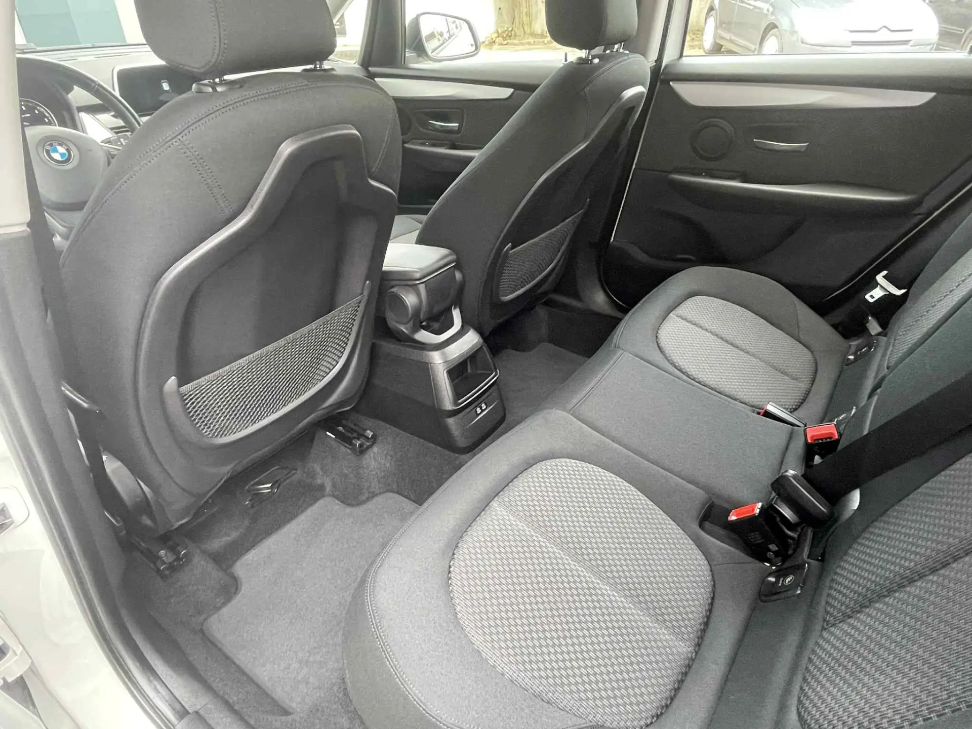 BMW 216 Gran Tourer d 31