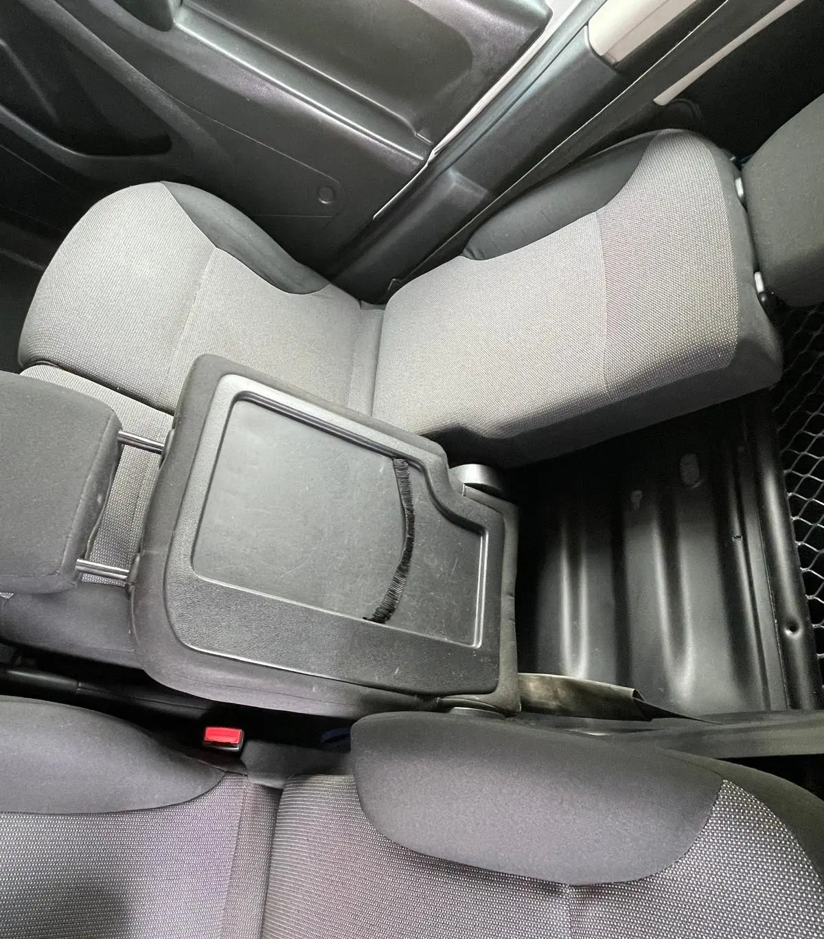 Peugeot Partner 1.6 BlueHDi Confort 10