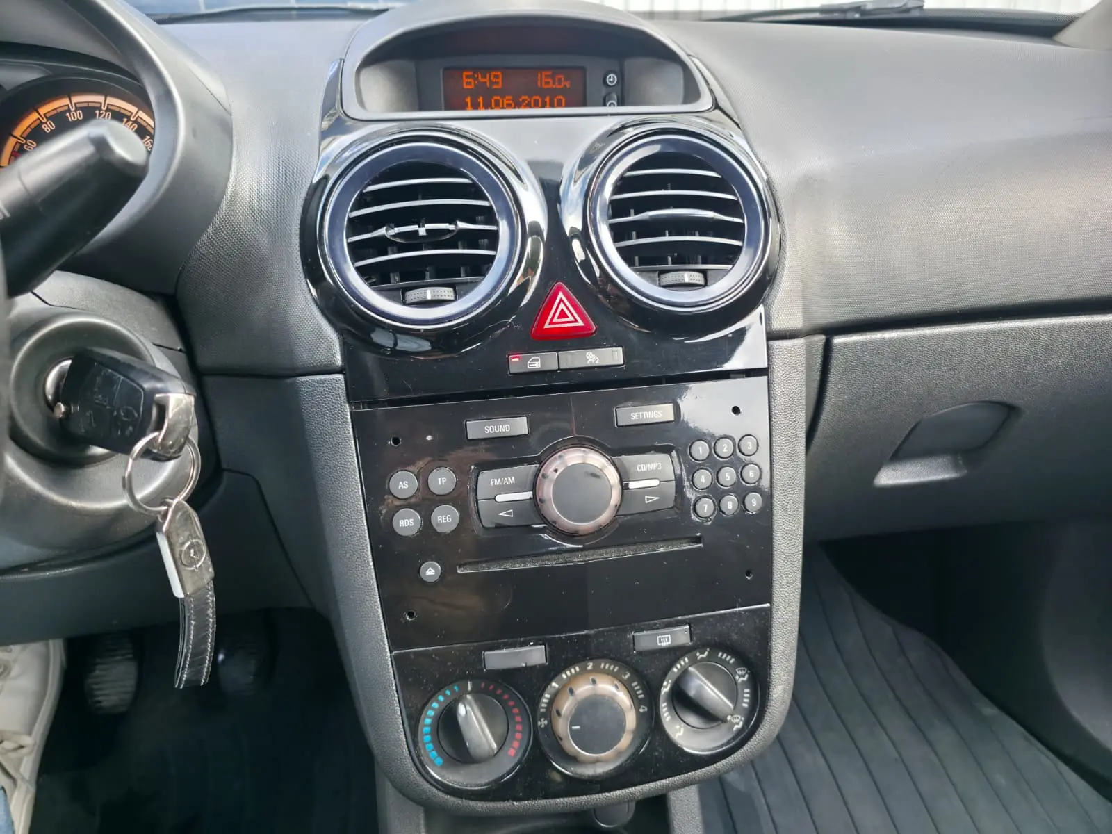 Opel Corsa 1.3 CDTi Enjoy 11