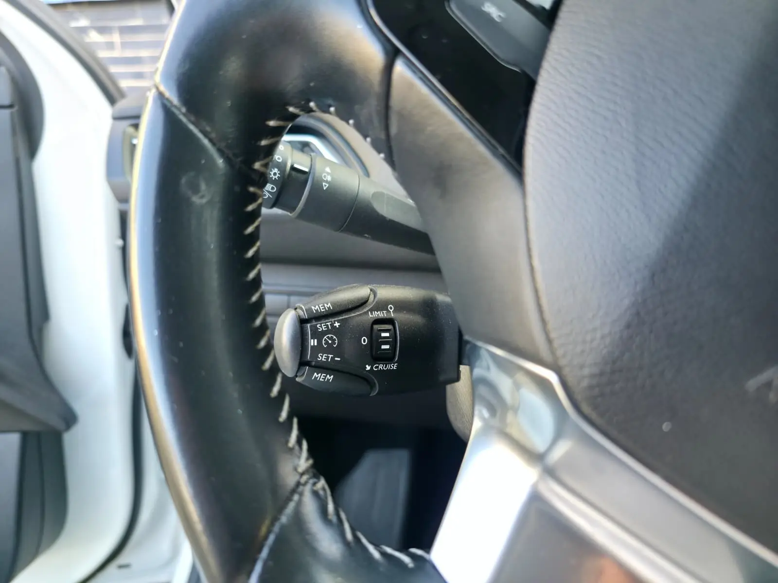 Peugeot 308 1.5 BlueHDi Style 15