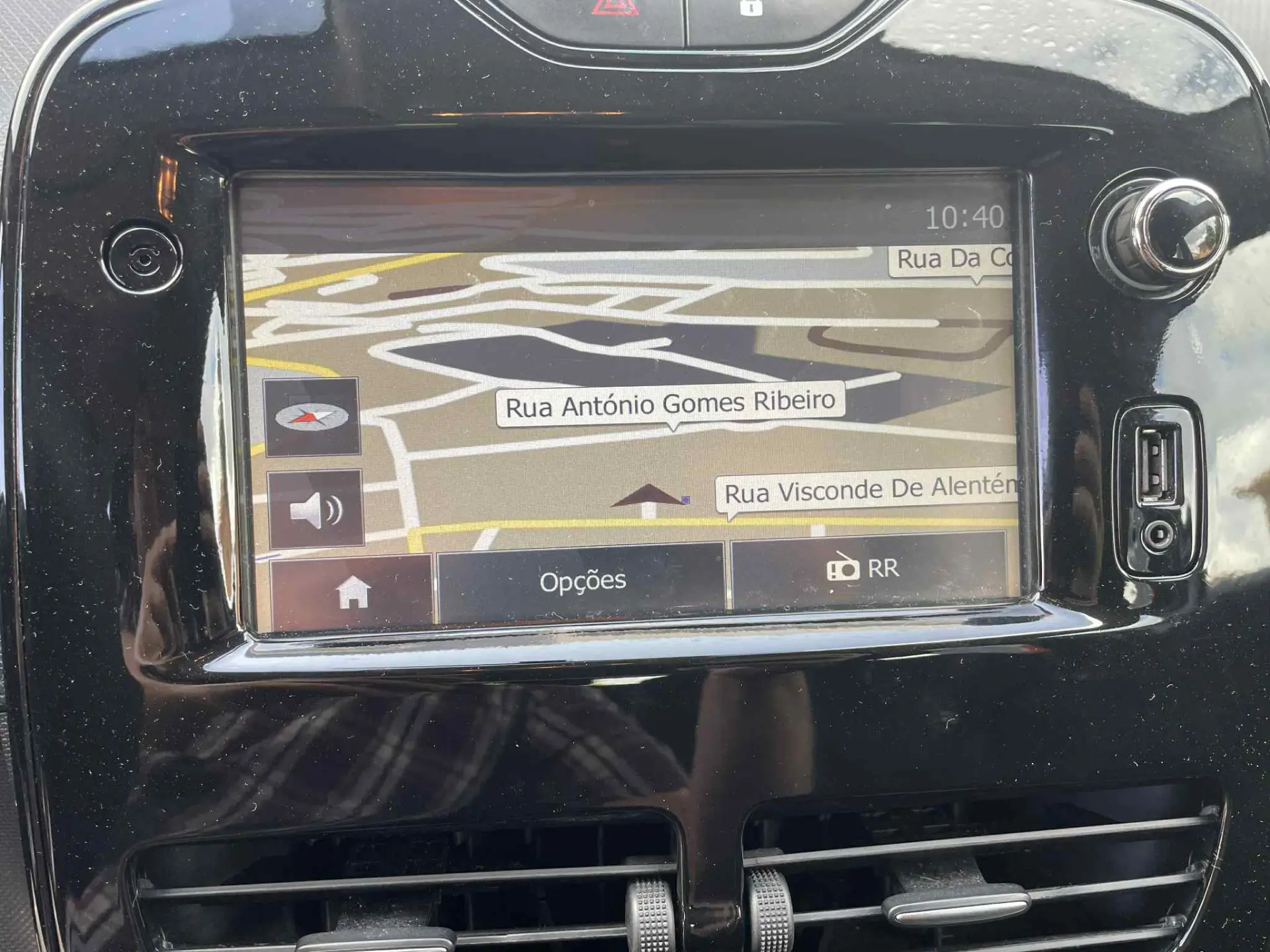 Renault Clio Sport Tourer 0.9 TCe Limited Edition 12