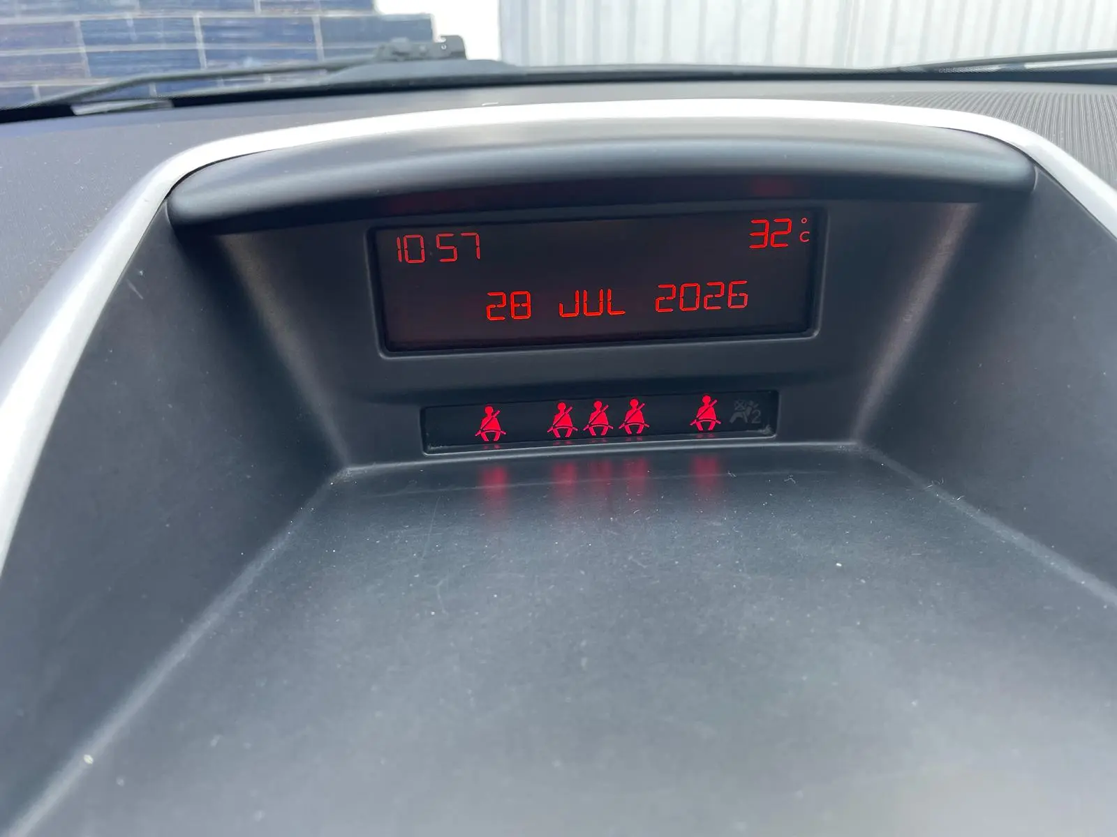 Peugeot 207 1.4 HDi Active 16