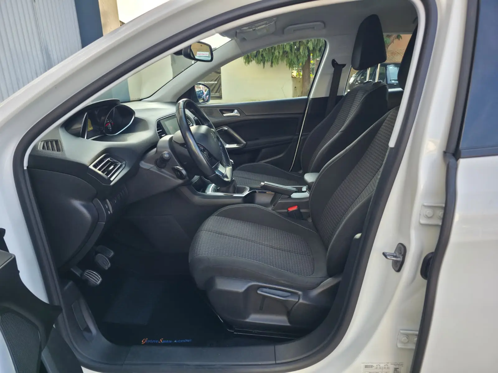 Peugeot 308 1.5 BlueHDi Style 7