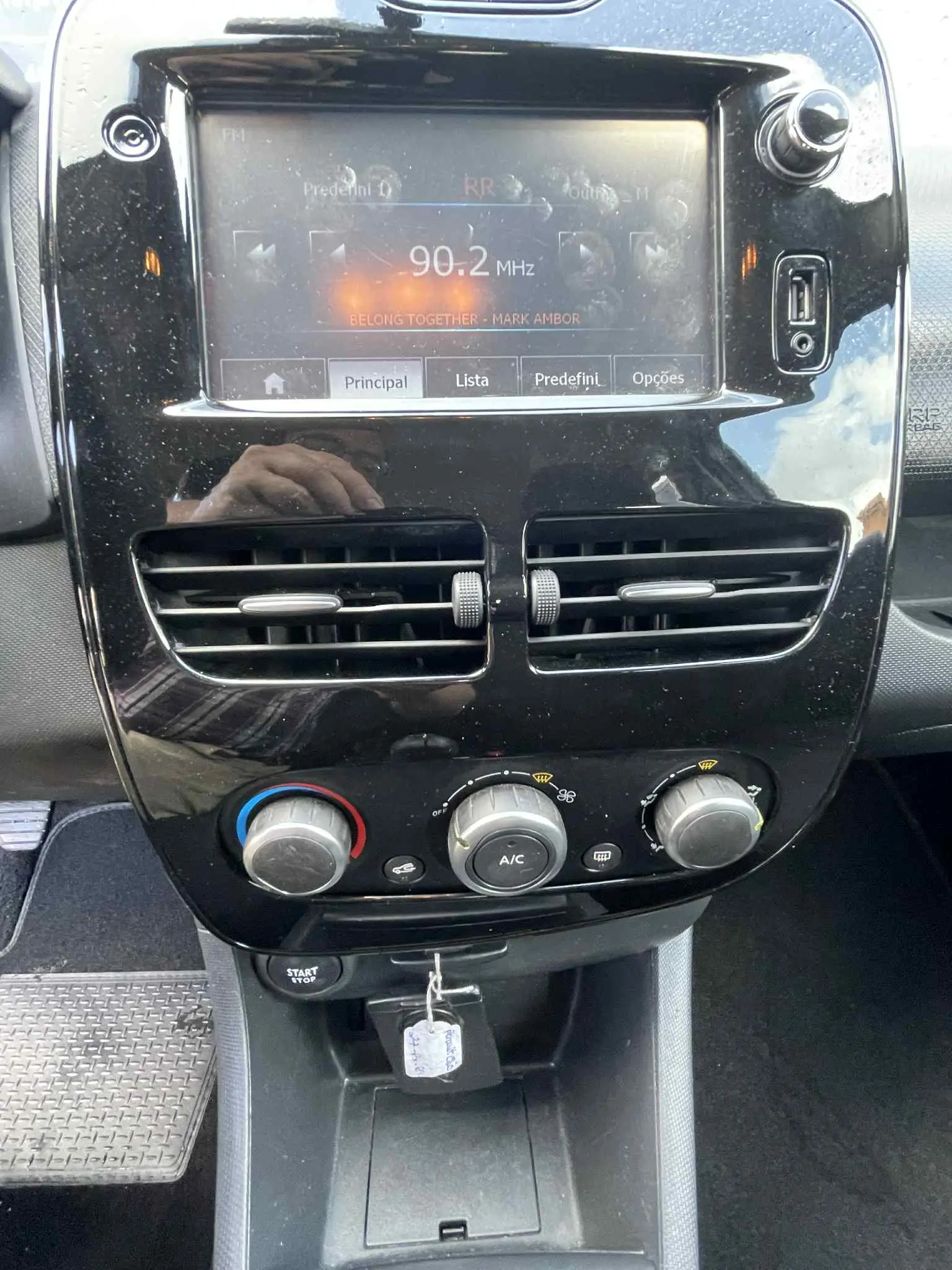 Renault Clio Sport Tourer 0.9 TCe Limited Edition 17