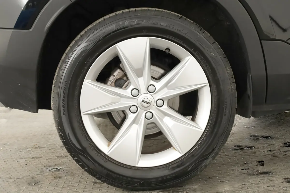 Volvo XC 40 1.5 T2 Core Auto 21