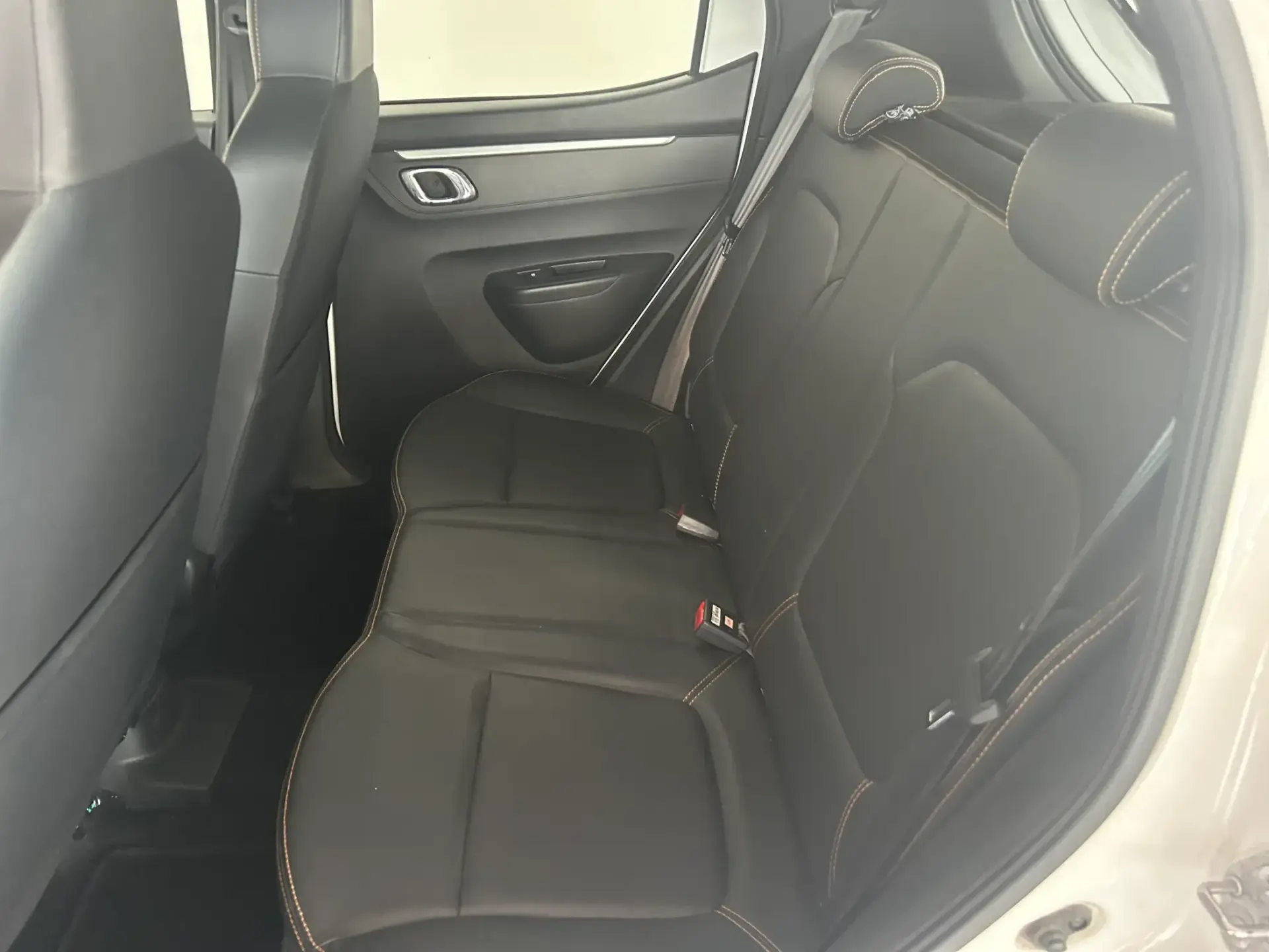 Dacia Spring Comfort Plus 8