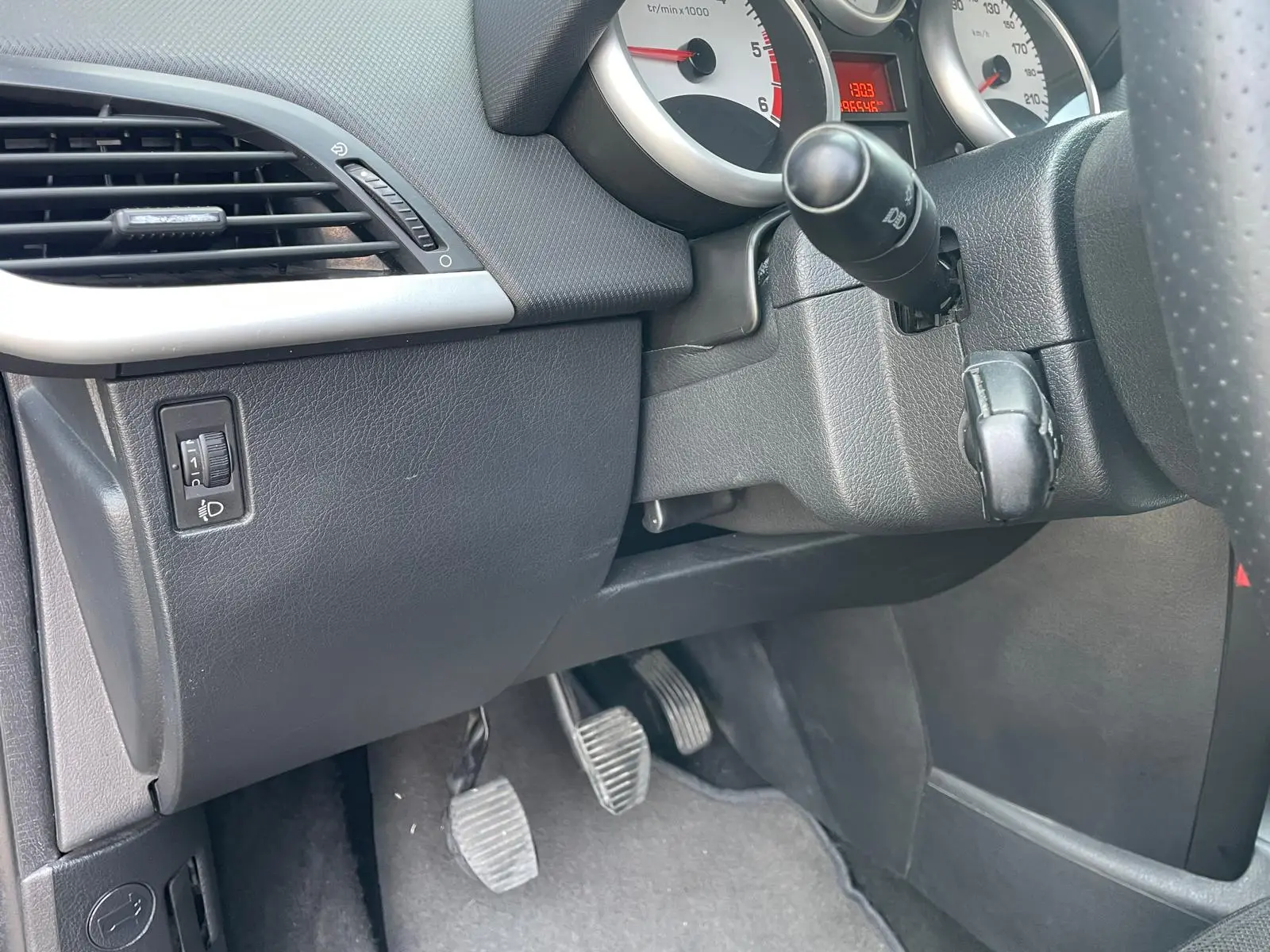 Peugeot 207 1.4 HDi Active 12