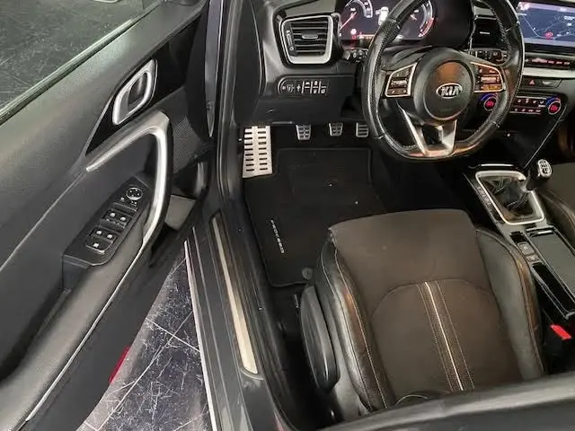 Kia ProCeed 1.0 T-GDI GT Line+SRF 9
