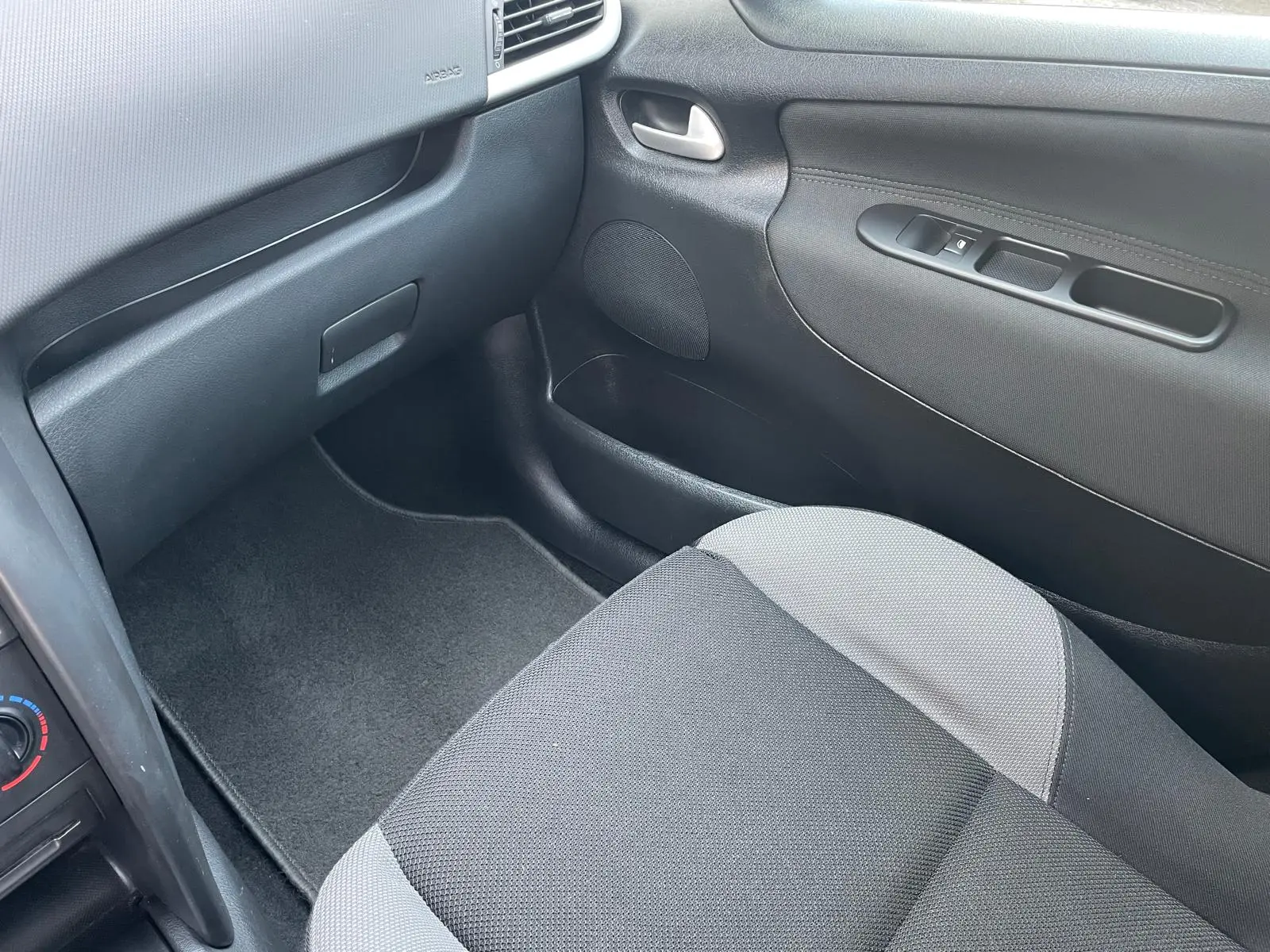 Peugeot 207 1.4 HDi Active 13