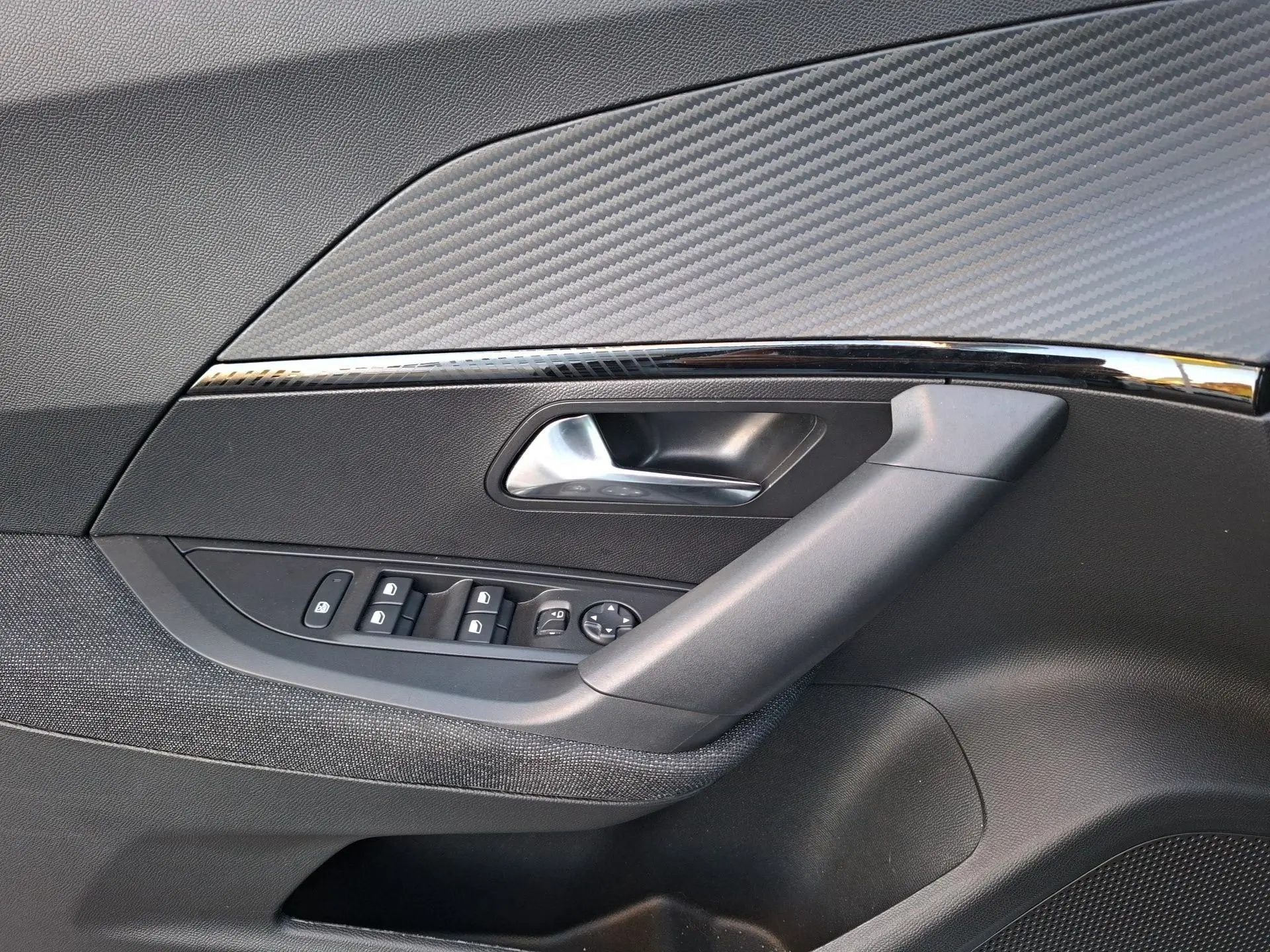 Peugeot 2008 Style 16