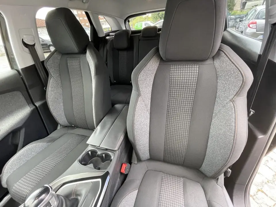 Peugeot 3008 1.5 BlueHDi Active Pack 14