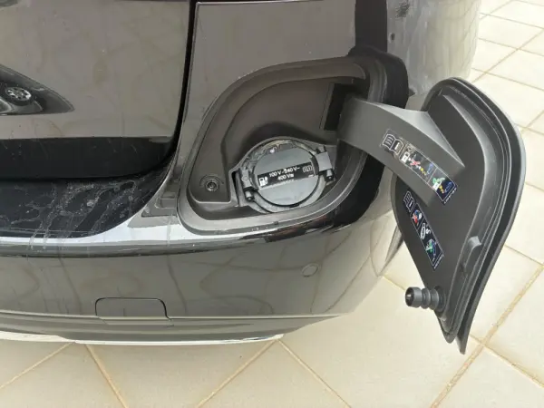 Mercedes-Benz C 300 C300 de hibrido plu-in 35