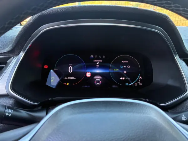Renault Captur 1.6 HYBRID E-TECH INTENS 22