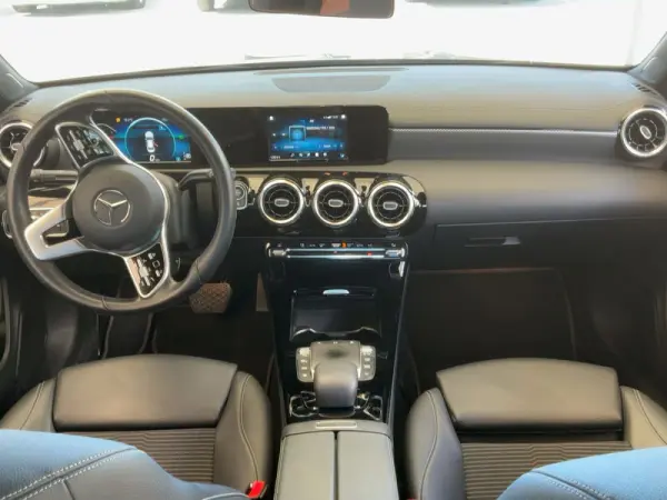 Mercedes-Benz CLA 180 d Shooting Brake Progressive Aut. 4