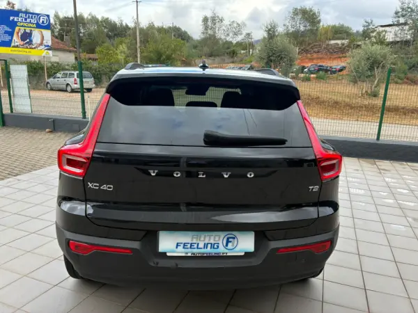 Volvo XC 40 1.5 T2 Momentum Plus Geartronic 6