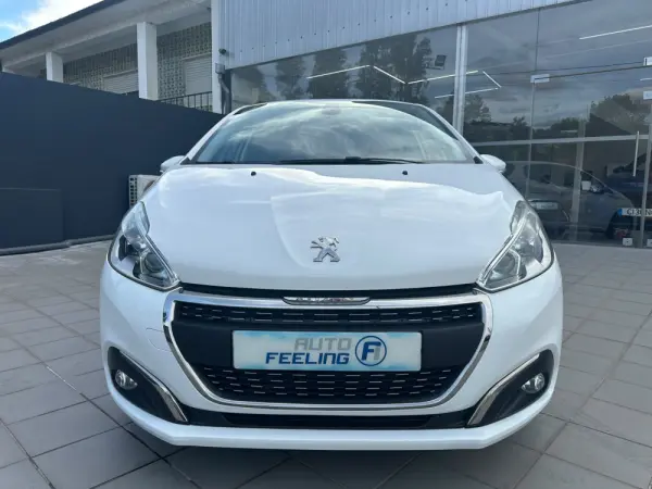 Peugeot 208 1.5 BlueHDi Signature 2