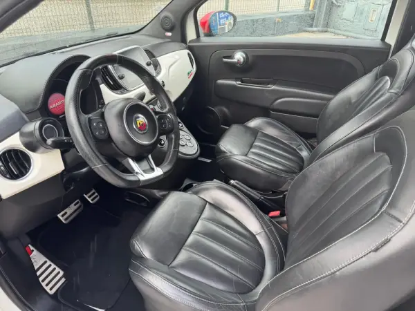 Abarth 595C 1.4 T-Jet Competizione MTA 19