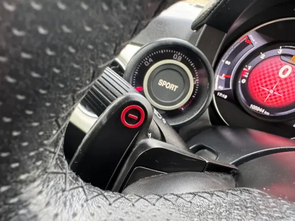 Abarth 595C 1.4 T-Jet Competizione MTA 33