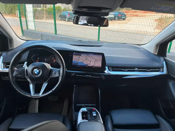 BMW 218 Active Tourer i Line Luxury Auto 30