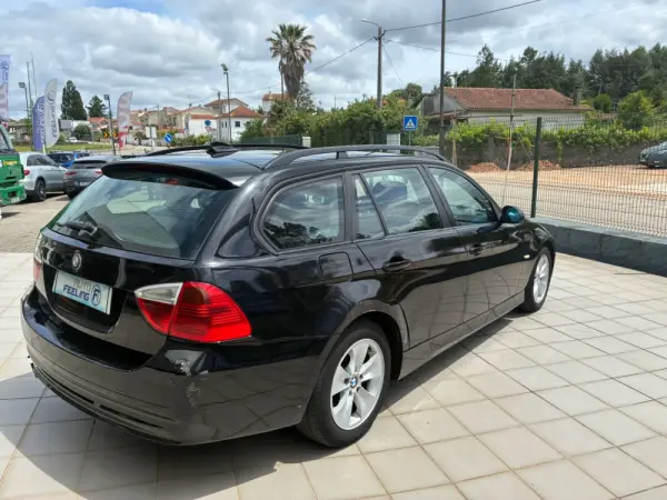 BMW 318 d Touring 3