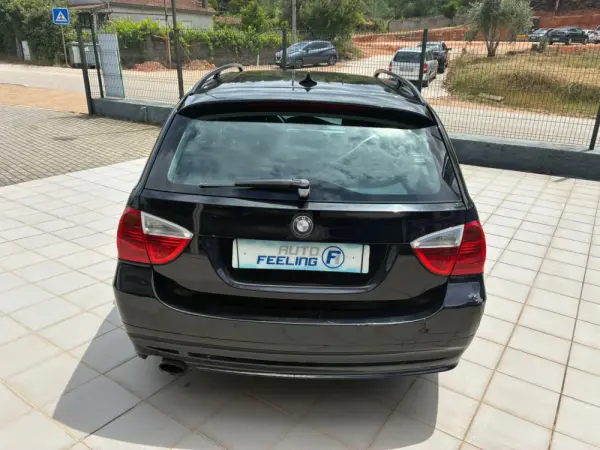 BMW 318 d Touring 6