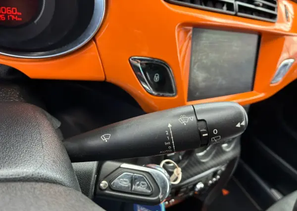 Citroen DS3 1.6 RACING 14