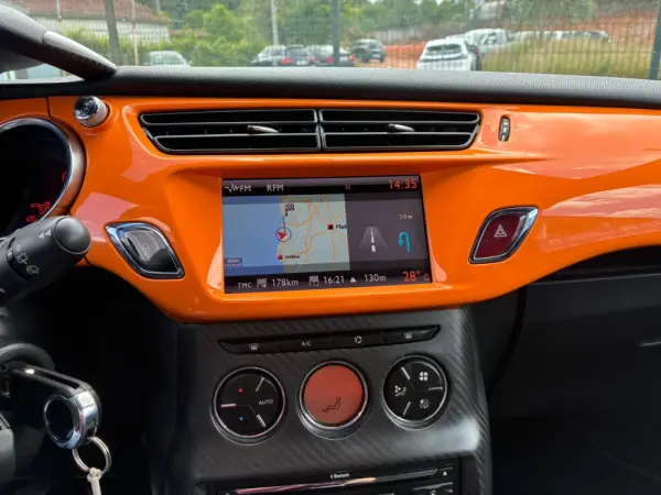 Citroen DS3 1.6 RACING 19