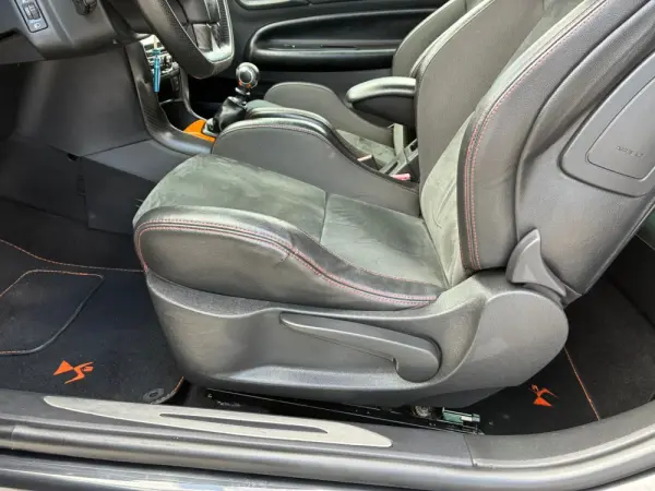 Citroen DS3 1.6 RACING 22