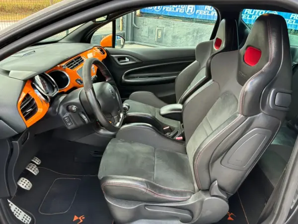 Citroen DS3 1.6 RACING 23