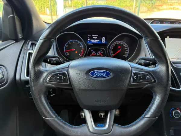 Ford Focus 2.3 EcoBoost RS 12