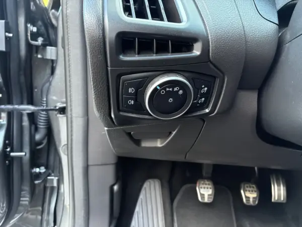 Ford Focus 2.3 EcoBoost RS 11