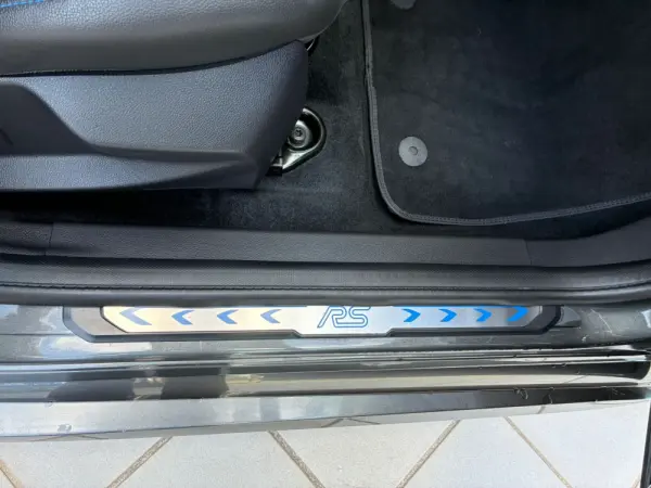 Ford Focus 2.3 EcoBoost RS 24