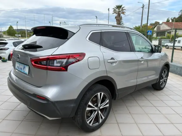 Nissan Qashqai 1.3 DIG-T N-Connecta 3