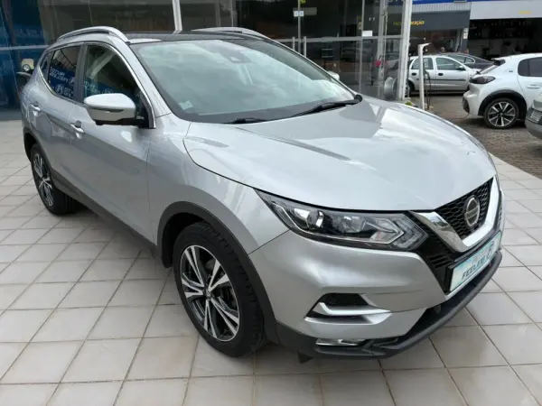 Nissan Qashqai 1.3 DIG-T N-Connecta 4
